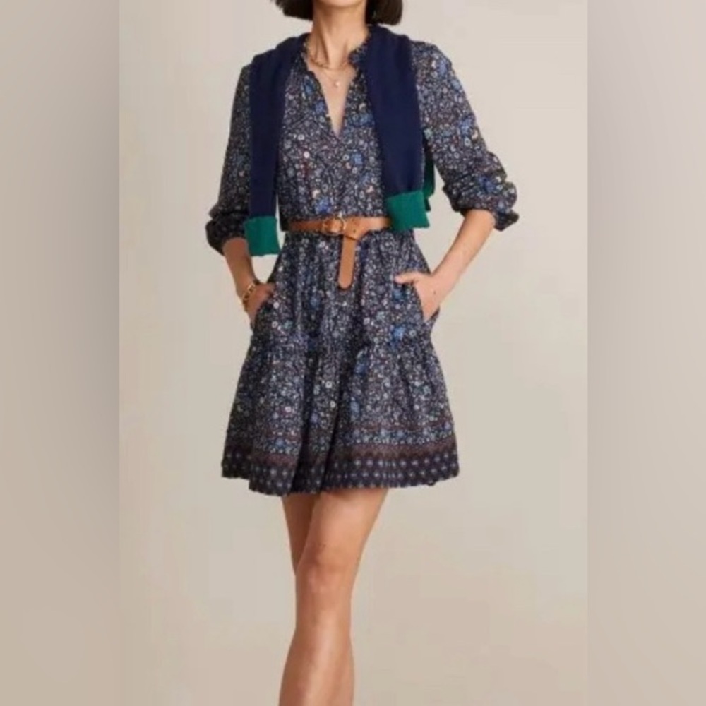 Vineyard Vines Fenwick Paisley
Tiered Dress Size NWT — SZ L